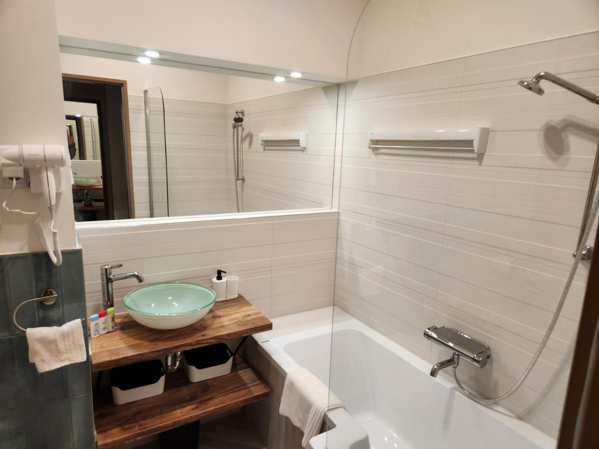 الشقق الفندقية ديبريتْسينفي  Apartman 18 المظهر الخارجي الصورة