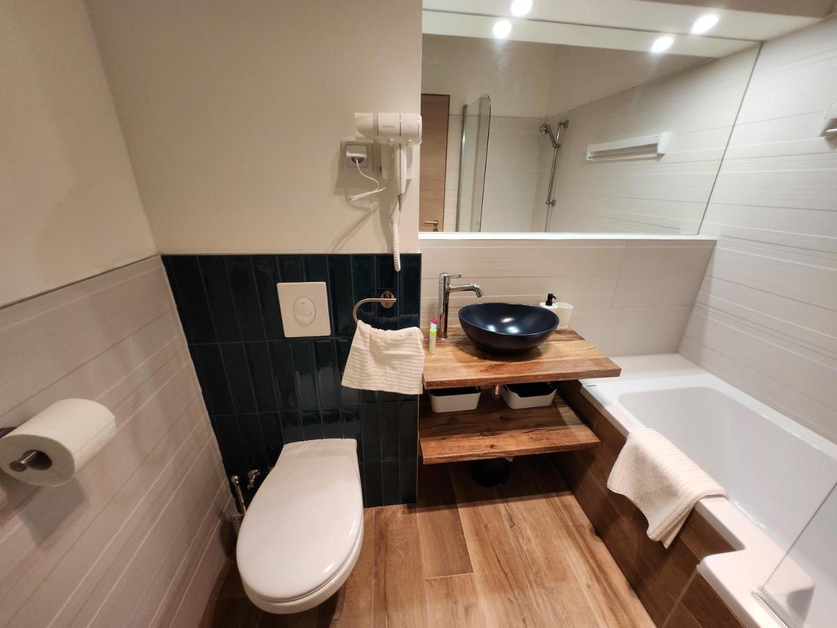 الشقق الفندقية ديبريتْسينفي  Apartman 18 المظهر الخارجي الصورة