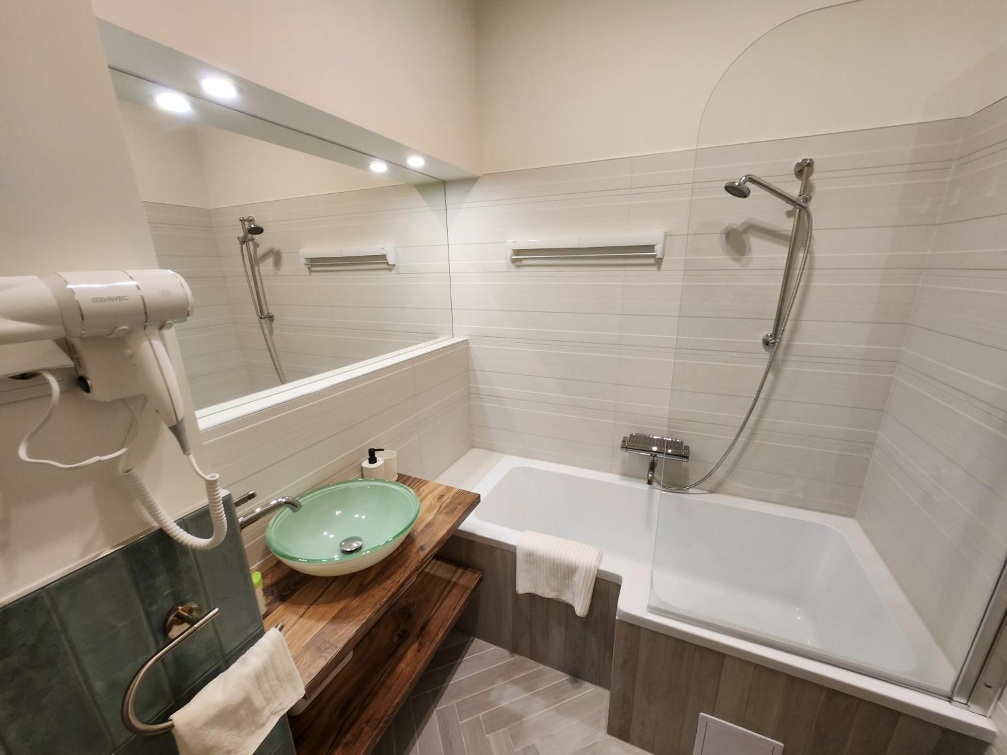 الشقق الفندقية ديبريتْسينفي  Apartman 18 المظهر الخارجي الصورة
